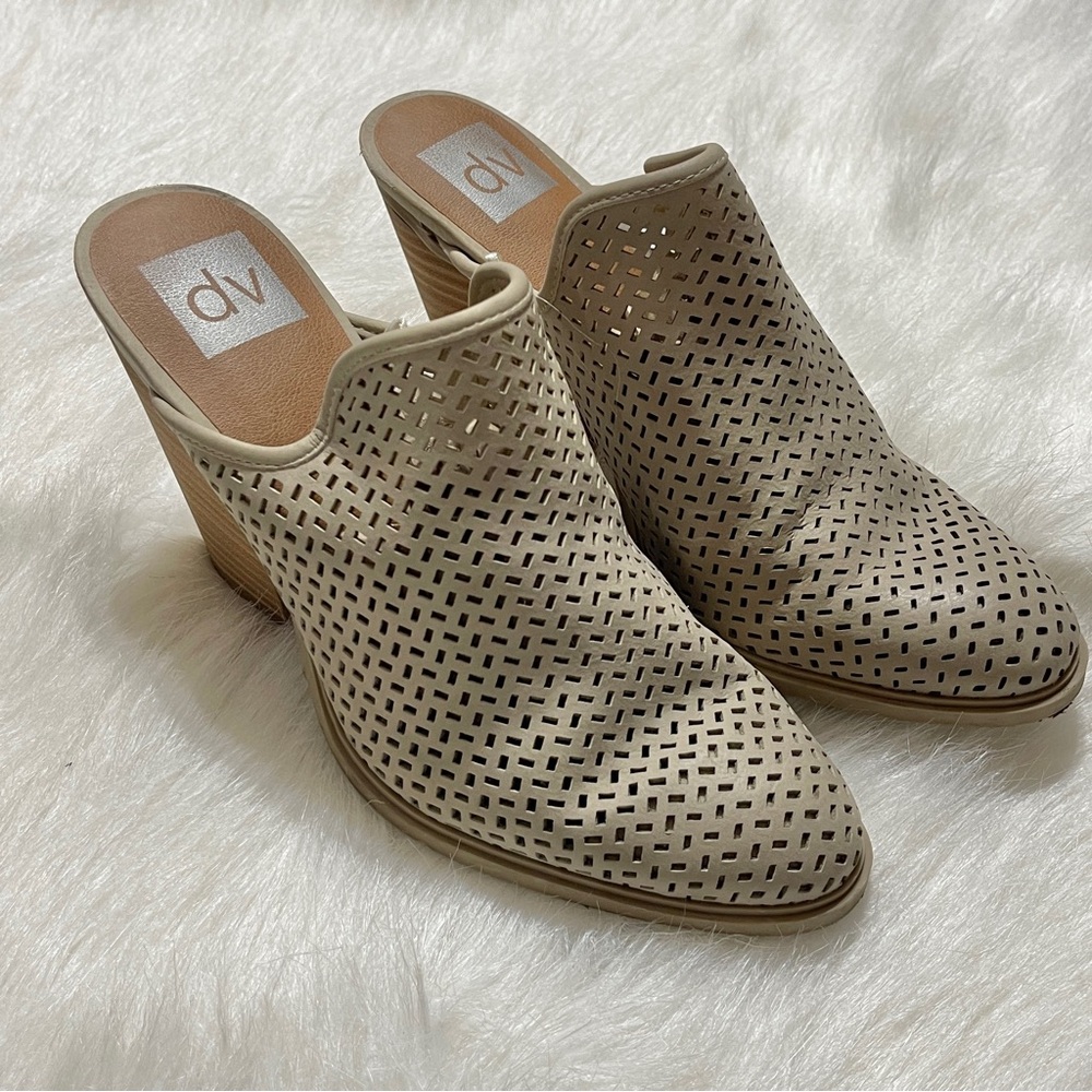 DV by Dolce Vita Women’s Perforated Leather Mule Heels – Taupe – Size 7.5